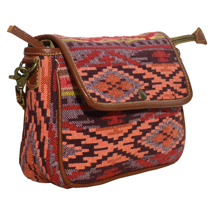 Xion Wrislet Bag