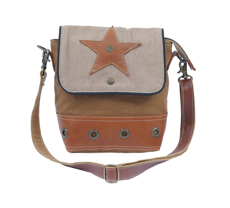 Urip Shoulder Bag