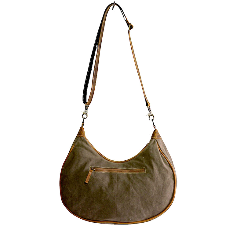 Chiqueva Shoulder Bag