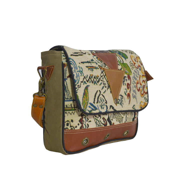 Hasal Crossbody
