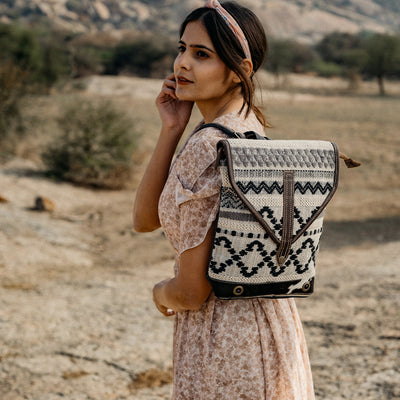 Bine Backpack Bag