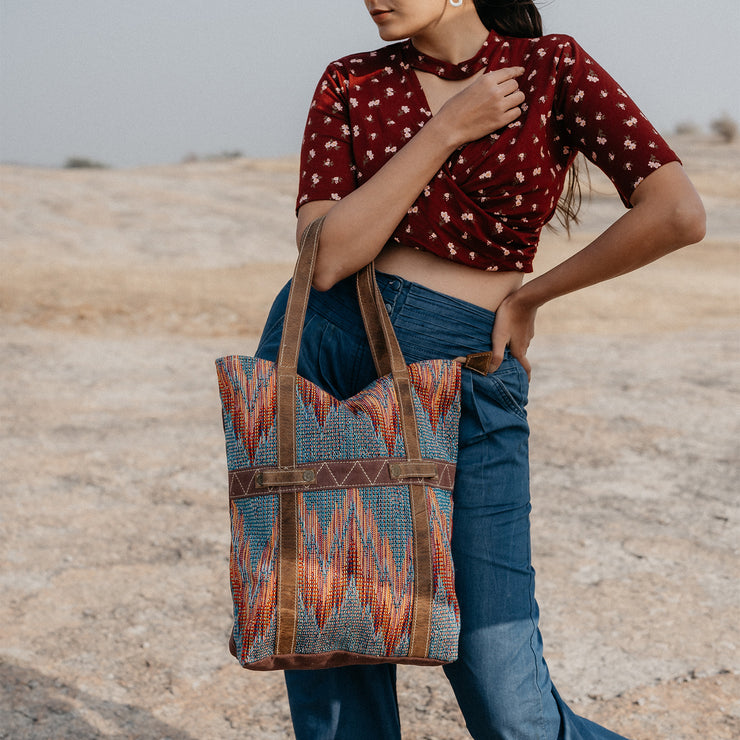 Huido Tote Bag