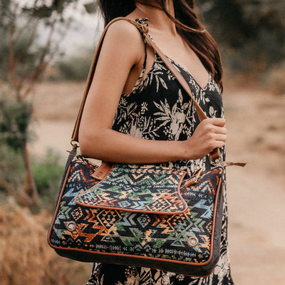 Rijok Messenger Bag