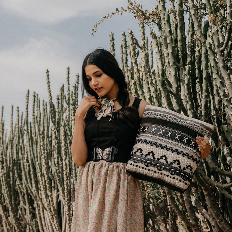 Zudi Tote Bag