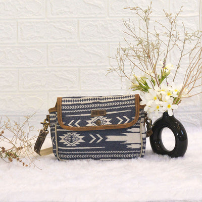 Aztec Small Shoulder Wrislet Bag