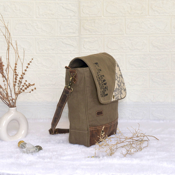 Figo Shoulder Bag