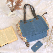Rihu Messenger Bag