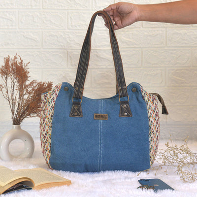 Rihu Messenger Bag